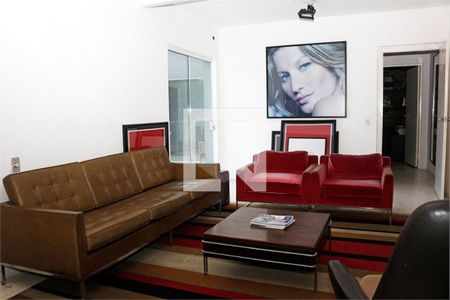 Casa à venda com 1 quarto, 550m² em Vila Andrade, São Paulo