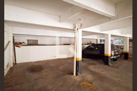 Garagem de apartamento para alugar com 3 quartos, 150m² em Santo Antônio, Belo Horizonte