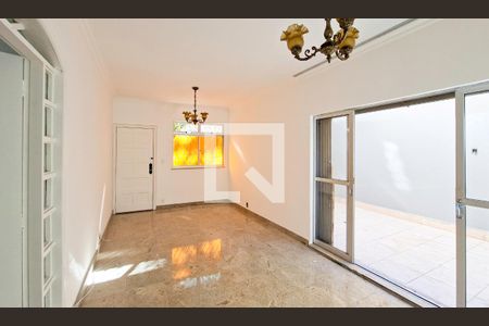 Sala de apartamento para alugar com 3 quartos, 150m² em Santo Antônio, Belo Horizonte