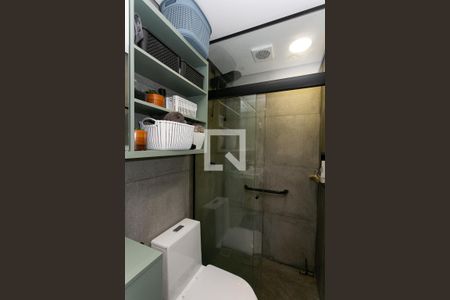 Banheiro de casa de condomínio para alugar com 1 quarto, 38m² em Vila Esperança, São Paulo