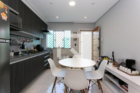 Cozinha de casa de condomínio para alugar com 1 quarto, 38m² em Vila Esperança, São Paulo