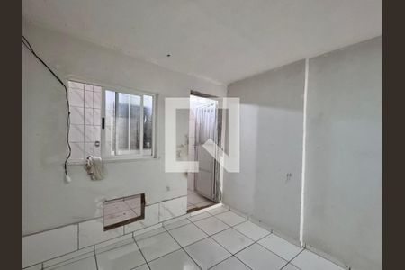 Quarto de casa para alugar com 1 quarto, 30m² em Vargem Grande, Rio de Janeiro