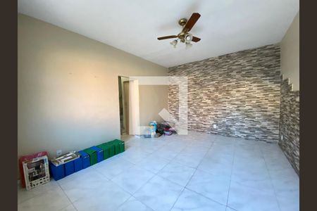 Sala de apartamento para alugar com 2 quartos, 170m² em Pilares, Rio de Janeiro