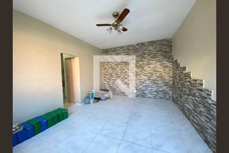 Sala de apartamento para alugar com 2 quartos, 170m² em Pilares, Rio de Janeiro