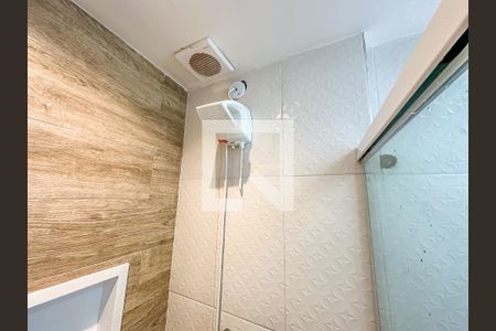 Banheiro de kitnet/studio à venda com 1 quarto, 30m² em Centro, Rio de Janeiro