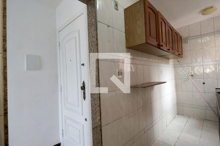 Cozinha  de apartamento à venda com 2 quartos, 55m² em Taquara, Rio de Janeiro