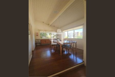 Casa à venda com 3 quartos, 328m² em Jardim Vitoria Regia, São Paulo