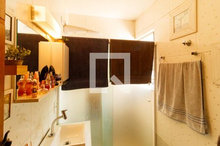 Banheiro de apartamento à venda com 3 quartos, 70m² em Vila Guilherme, São Paulo