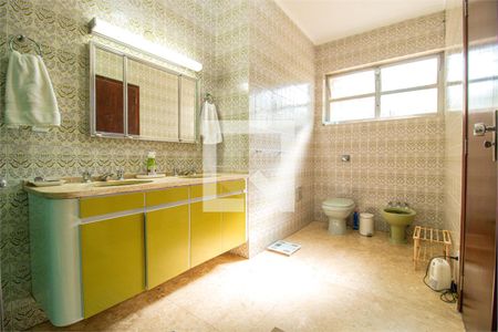 Casa à venda com 3 quartos, 220m² em Jardim Marajoara, São Paulo