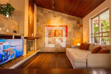 Casa à venda com 3 quartos, 220m² em Jardim Marajoara, São Paulo