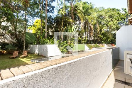 Casa à venda com 4 quartos, 315m² em Santo Amaro, São Paulo