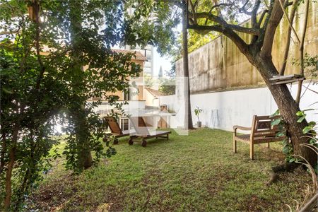 Casa à venda com 4 quartos, 315m² em Santo Amaro, São Paulo