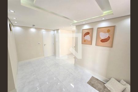 Apartamento à venda com 2 quartos, 90m² em Vila Carmosina, São Paulo