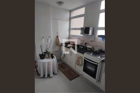 Apartamento à venda com 1 quarto, 55m² em República, São Paulo