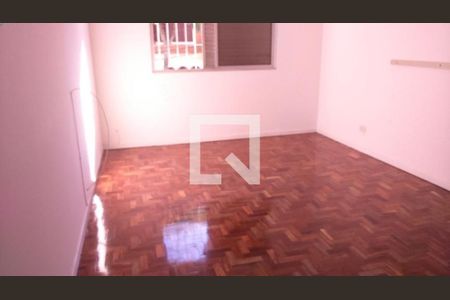 Casa à venda com 3 quartos, 220m² em Parque Sao Domingos, São Paulo