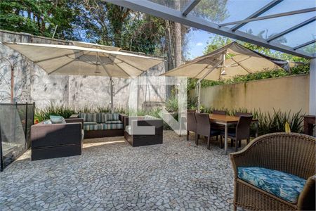 Casa à venda com 3 quartos, 413m² em Chácara Monte Alegre, São Paulo