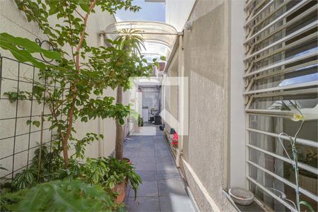 Casa de Condomínio à venda com 3 quartos, 160m² em Vila Cordeiro, São Paulo