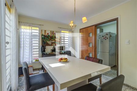 Casa de Condomínio à venda com 3 quartos, 160m² em Vila Cordeiro, São Paulo