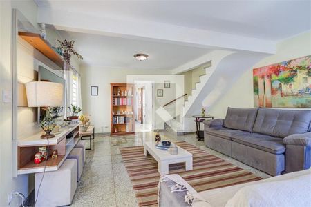 Casa de Condomínio à venda com 3 quartos, 160m² em Vila Cordeiro, São Paulo