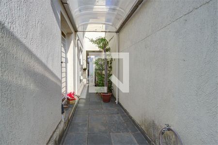 Casa de Condomínio à venda com 3 quartos, 160m² em Vila Cordeiro, São Paulo