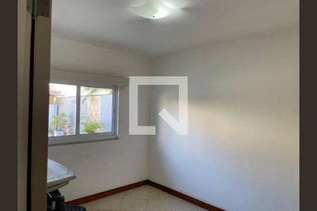 Casa à venda com 3 quartos, 115m² em Itaipu, Niterói