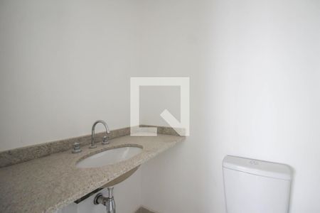 Banheiro de apartamento à venda com 3 quartos, 73m² em Gopouva, Guarulhos