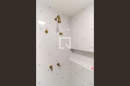 Banheiro de kitnet/studio para alugar com 1 quarto, 27m² em Vila Buarque, São Paulo