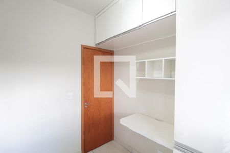 Quarto de apartamento à venda com 2 quartos, 45m² em Jardim Leblon, Belo Horizonte