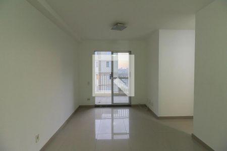 Sala de apartamento para alugar com 3 quartos, 61m² em Vila Endres, Guarulhos