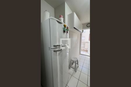 Cozinha de apartamento à venda com 2 quartos, 54m² em Jardim das Bandeiras, Campinas