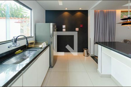 Casa 2 - Cozinha de casa à venda com 3 quartos, 360m² em Palmeiras, Belo Horizonte
