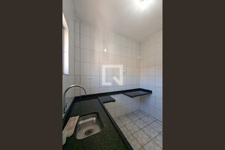 Cozinha de apartamento para alugar com 2 quartos, 60m² em Cidade Ocian, Praia Grande