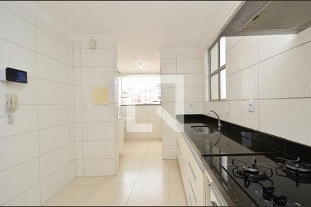 Cozinha de apartamento para alugar com 3 quartos, 98m² em Floresta, Belo Horizonte