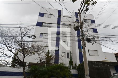 Fachada de apartamento para alugar com 3 quartos, 98m² em Floresta, Belo Horizonte