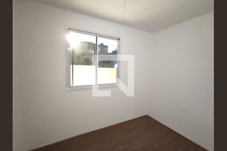 Quarto 2 de apartamento para alugar com 2 quartos, 32m² em Vila Carmosina, São Paulo