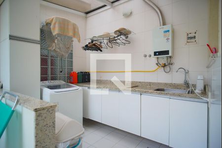 Área de Serviço de casa à venda com 3 quartos, 240m² em Passo D’areia, Porto Alegre
