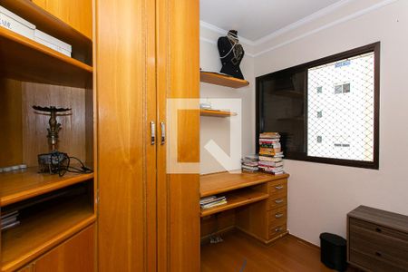 Suíte 3 de apartamento para alugar com 4 quartos, 220m² em Vila Gomes Cardim, São Paulo