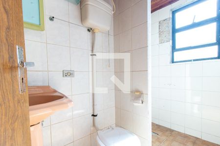 Banheiro de kitnet/studio à venda com 1 quarto, 26m² em Novo Mundo, Curitiba