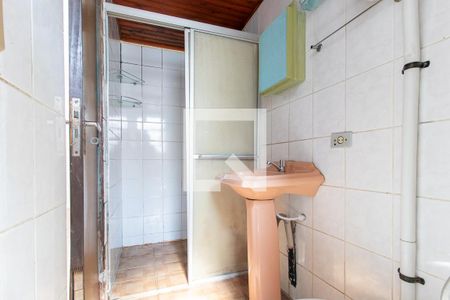 Banheiro de kitnet/studio à venda com 1 quarto, 26m² em Novo Mundo, Curitiba