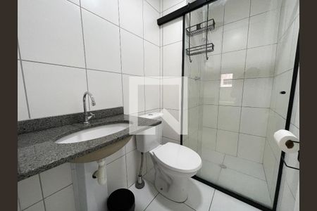 Banheiro de kitnet/studio para alugar com 1 quarto, 32m² em Butantã, São Paulo