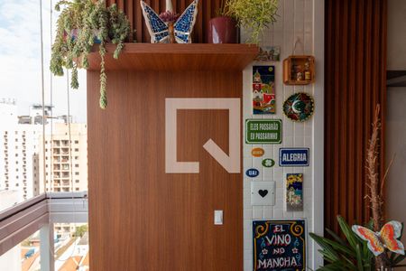 Varanda de apartamento à venda com 2 quartos, 64m² em Vila Olímpia, São Paulo