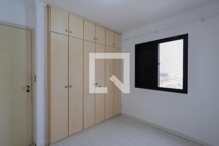 Quarto 1 de apartamento à venda com 2 quartos, 57m² em Vila Romero, São Paulo