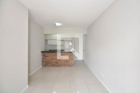 Sala de apartamento para alugar com 3 quartos, 69m² em Vila Andrade, São Paulo
