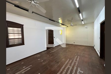 Casa para alugar com 5 quartos, 348m² em Pampulha, Belo Horizonte