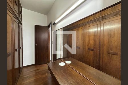 Casa para alugar com 5 quartos, 348m² em Pampulha, Belo Horizonte