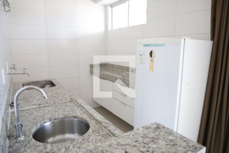 Cozinha de apartamento para alugar com 1 quarto, 60m² em Setor Bueno, Goiânia