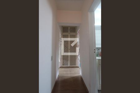 Corredor de apartamento à venda com 3 quartos, 112m² em Vila Mariana, São Paulo