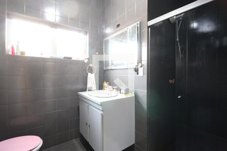 Banheiro de casa à venda com 3 quartos, 135m² em Alto de Pinheiros, São Paulo