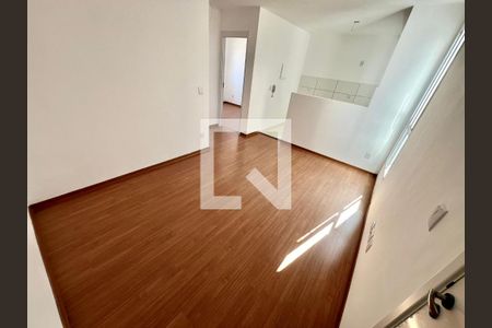 Sala de apartamento para alugar com 2 quartos, 41m² em Trevo, Belo Horizonte