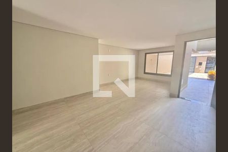 Casa à venda com 4 quartos, 180m² em Pampulha, Belo Horizonte